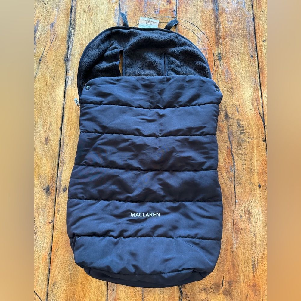 Maclaren Stroller Sleep sack / sleeping bag. Universal fit. Very warm and cozy.